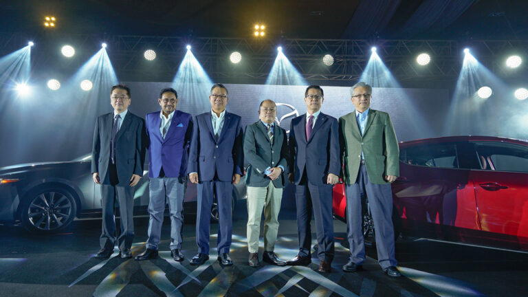 2019 mazda mazda3 preview 01