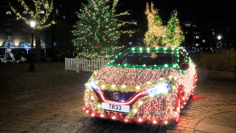 2019 Nissan Leaf xmas 00