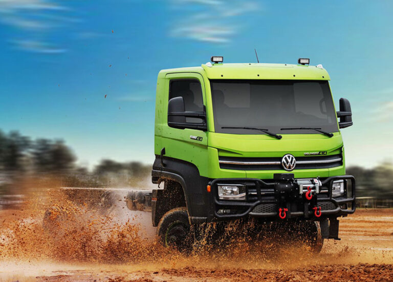 VW Trucks 11180 4x4 ambientada3