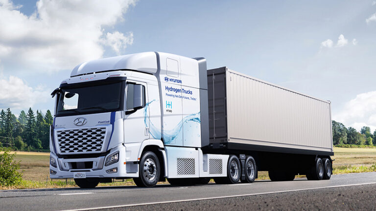 Hyundai Motor Unveils Commercial Model of XCIENT Fuel Cell Tractor