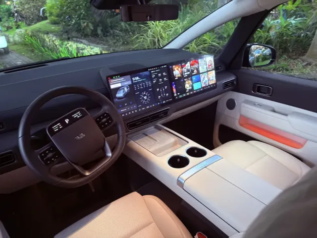 The cockpit of the Li Mega