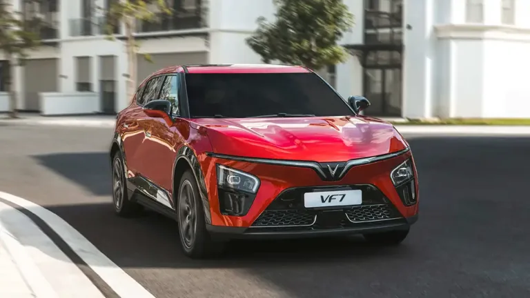VinFast VF 7 EV